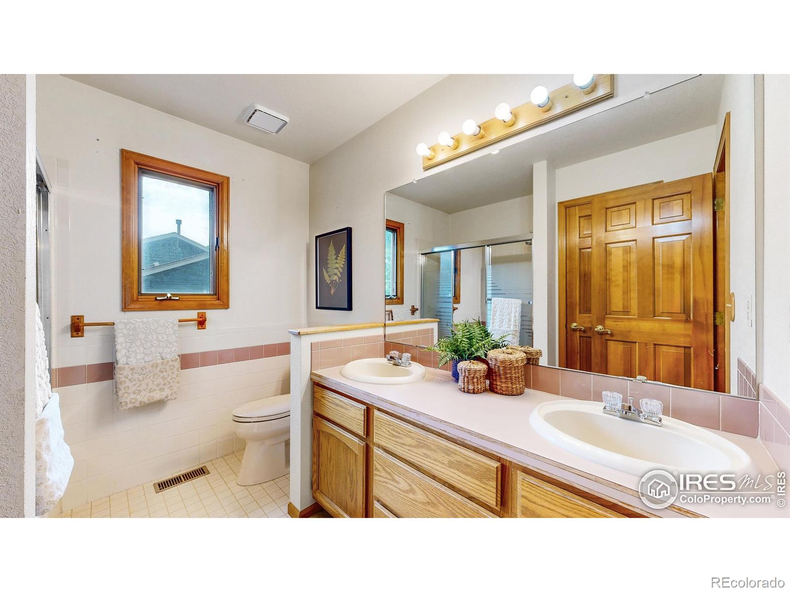 MLS Image #19 for 1266 w 45th street,loveland, Colorado