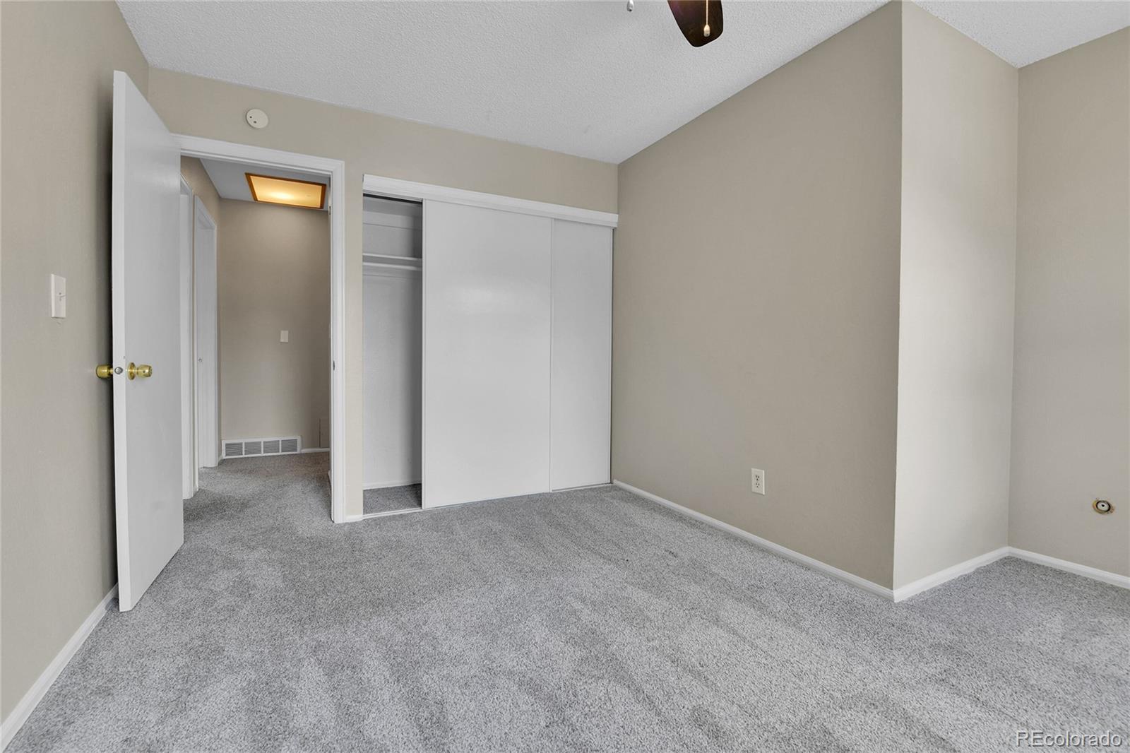MLS Image #29 for 2348 s elkhart street,aurora, Colorado
