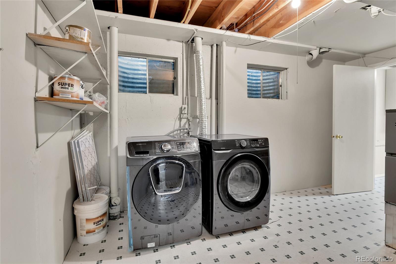 MLS Image #41 for 2348 s elkhart street,aurora, Colorado