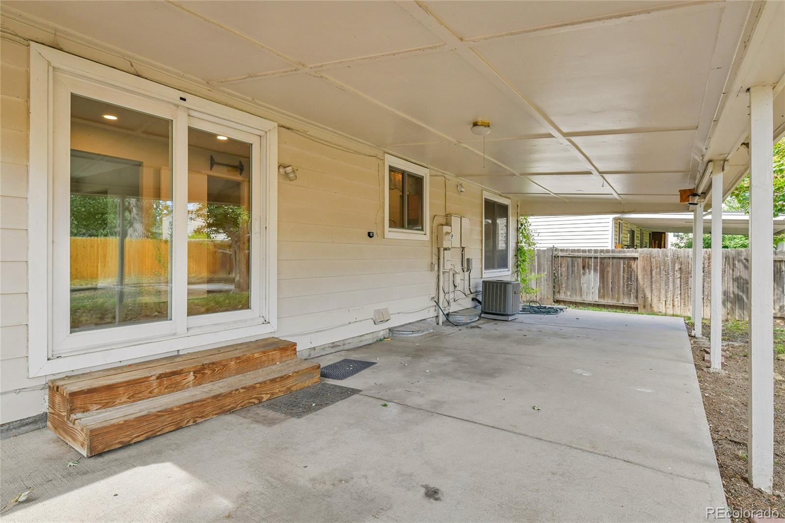 MLS Image #43 for 2348 s elkhart street,aurora, Colorado