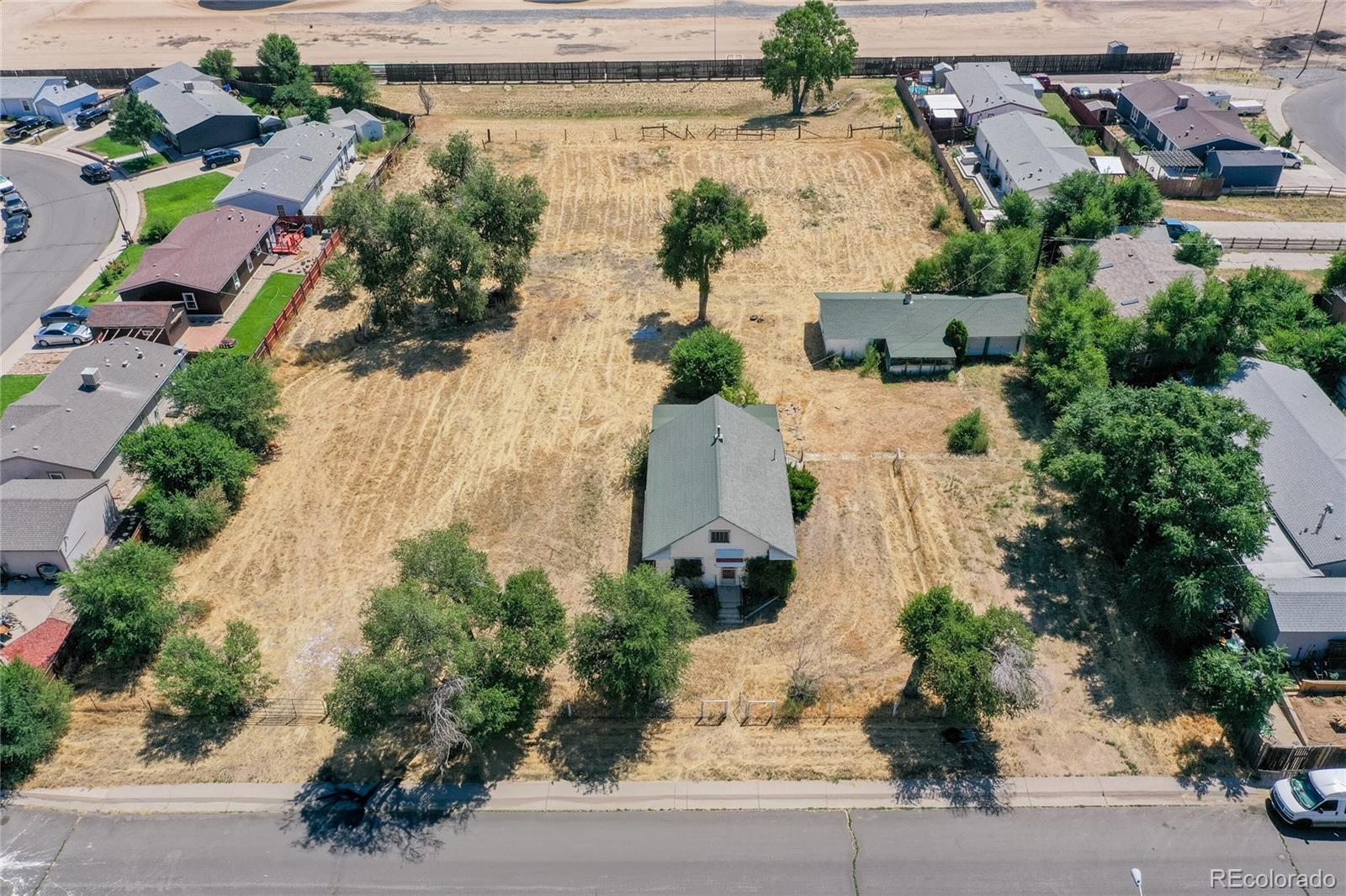 MLS Image #5 for 8250  jasmine street,dupont, Colorado