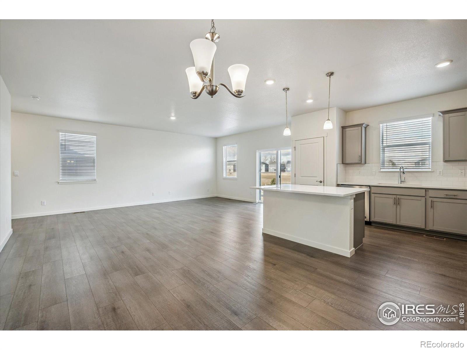 MLS Image #8 for 925  tallus street,lochbuie, Colorado