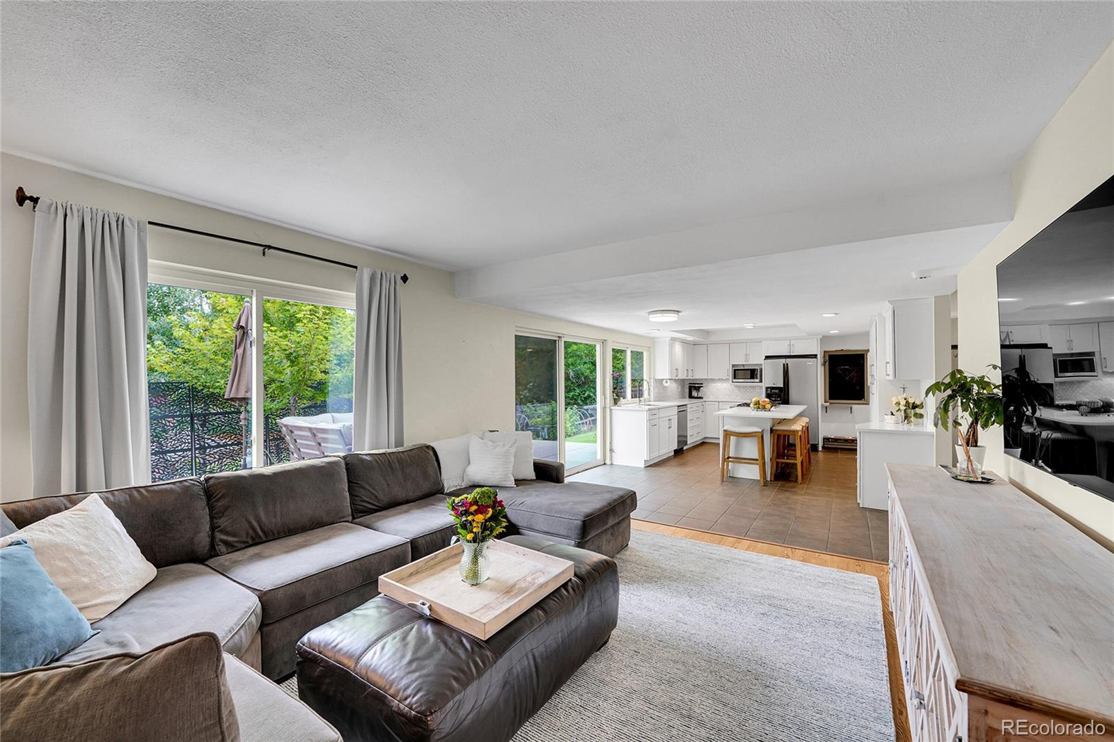MLS Image #14 for 8243 e mineral drive,centennial, Colorado