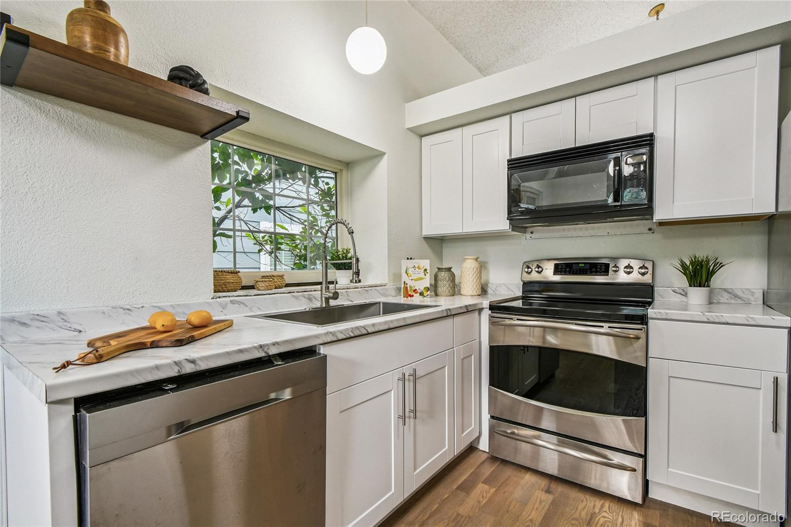 MLS Image #4 for 6178  zenobia court,arvada, Colorado
