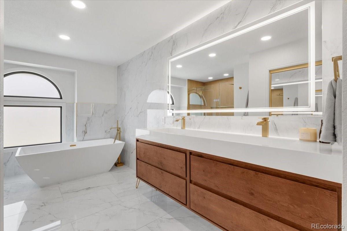 MLS Image #13 for 1118  oakhurst drive,broomfield, Colorado