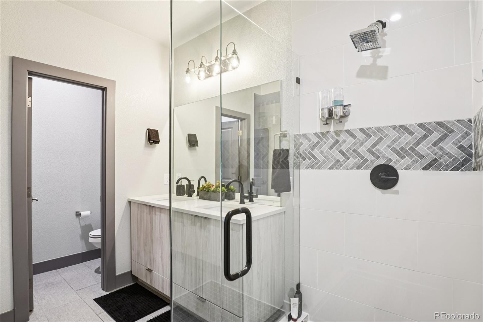 MLS Image #21 for 2816 w 26th avenue 102,denver, Colorado
