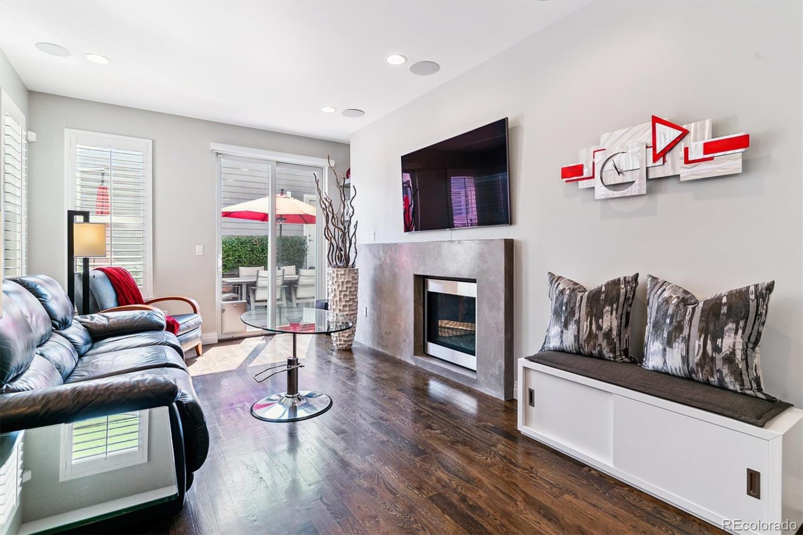 MLS Image #14 for 2428 n clarkson street,denver, Colorado