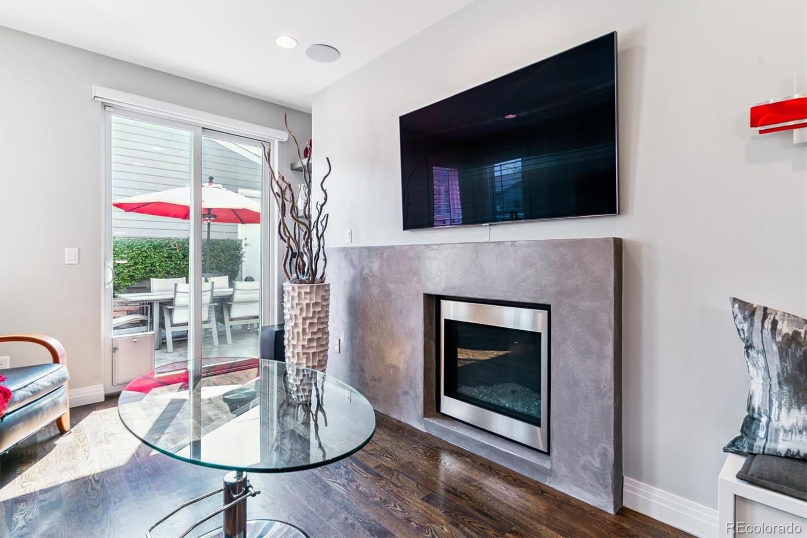 MLS Image #15 for 2428 n clarkson street,denver, Colorado
