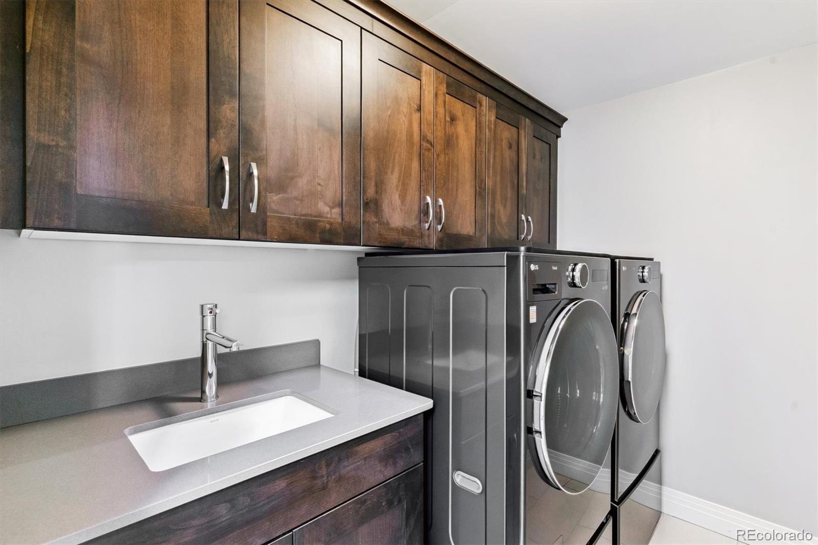 MLS Image #26 for 2428 n clarkson street,denver, Colorado