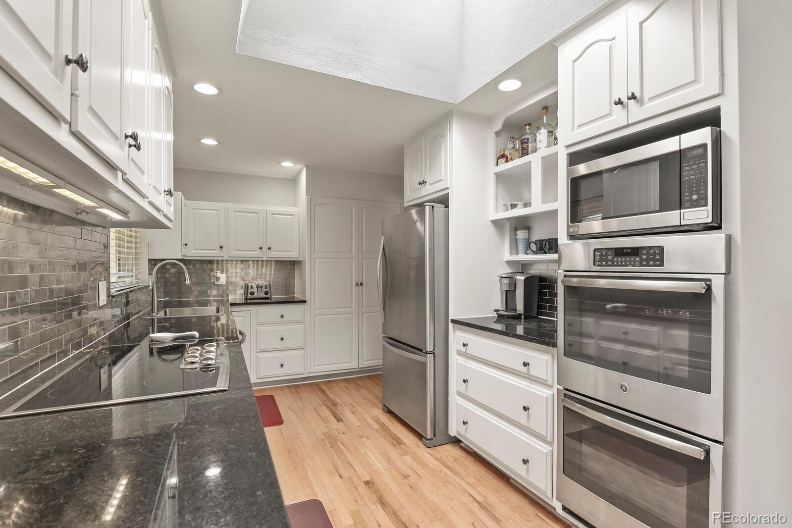 MLS Image #11 for 691 s holly street,denver, Colorado