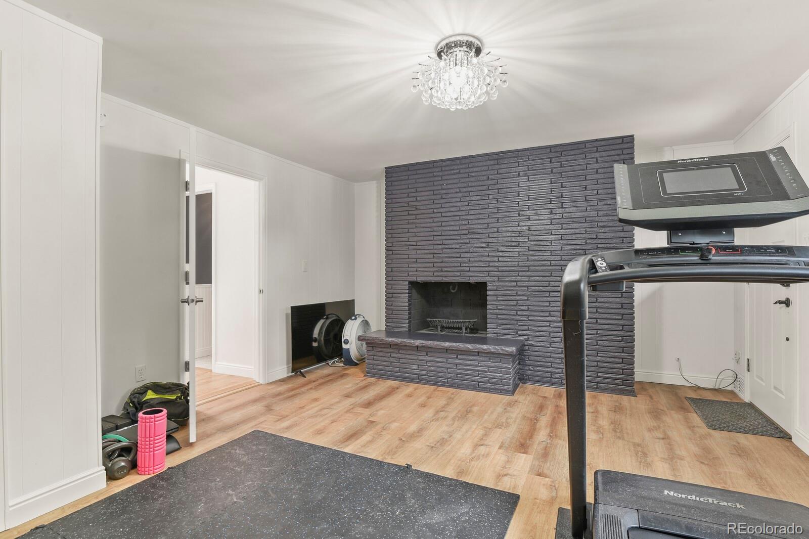 MLS Image #16 for 691 s holly street,denver, Colorado