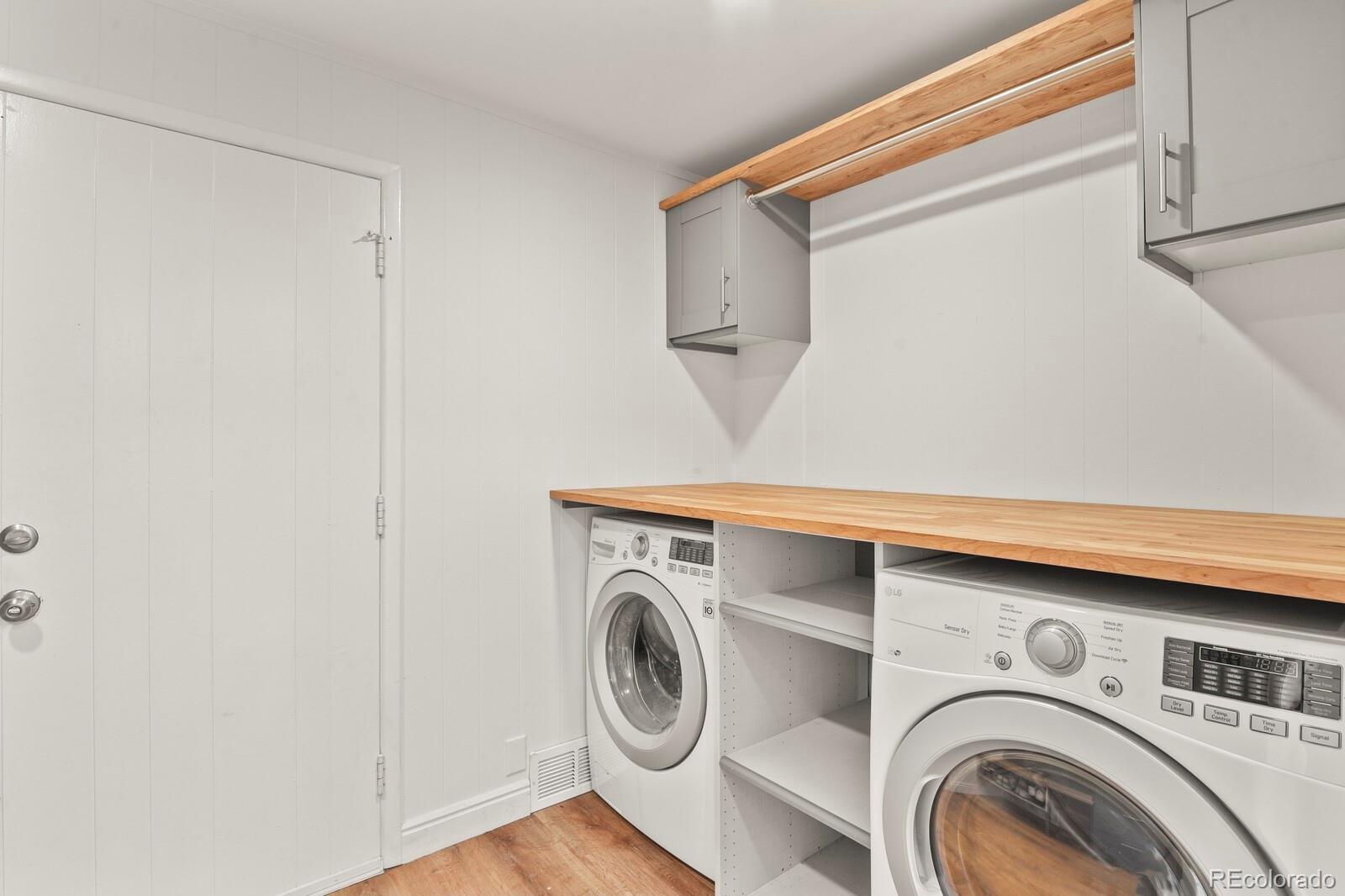 MLS Image #19 for 691 s holly street,denver, Colorado