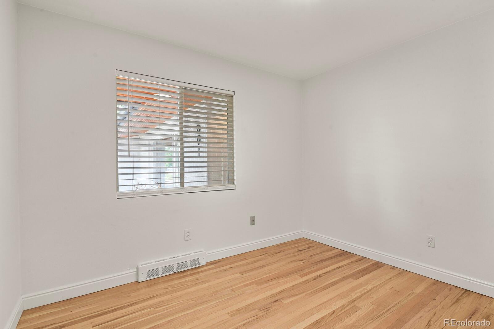 MLS Image #23 for 691 s holly street,denver, Colorado