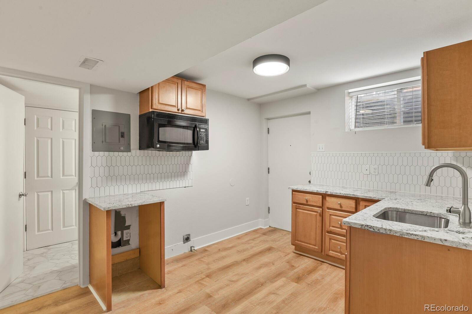 MLS Image #27 for 691 s holly street,denver, Colorado
