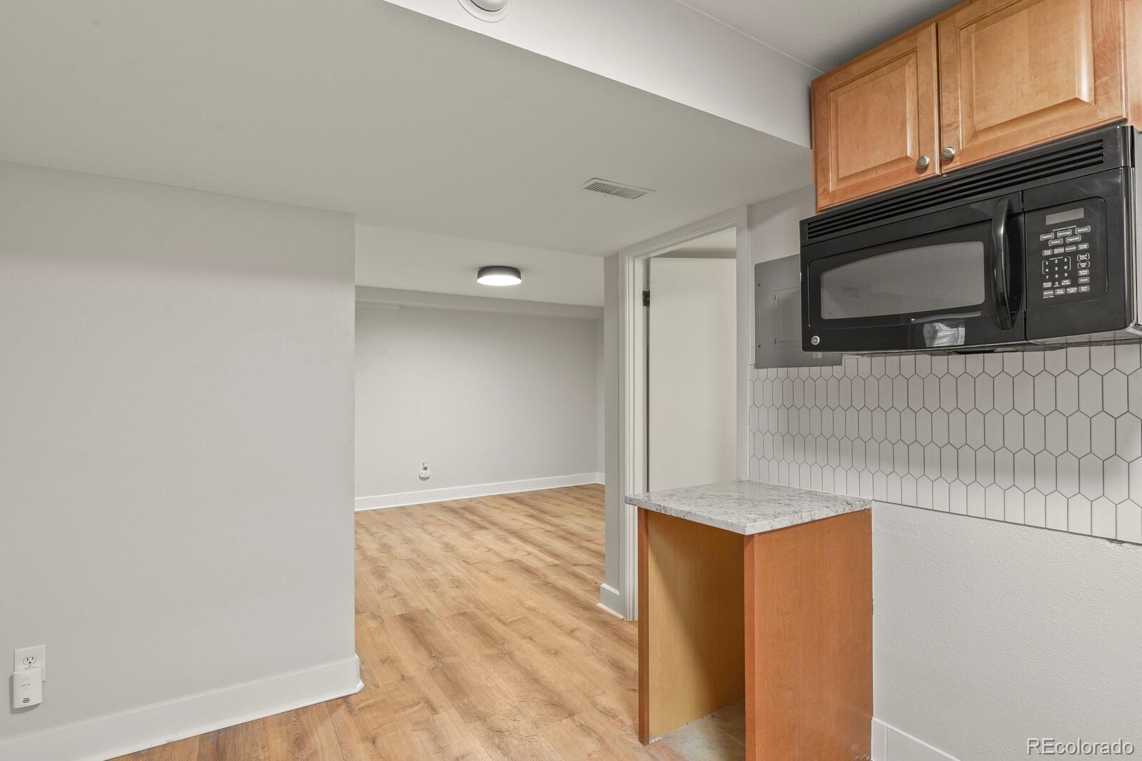 MLS Image #29 for 691 s holly street,denver, Colorado