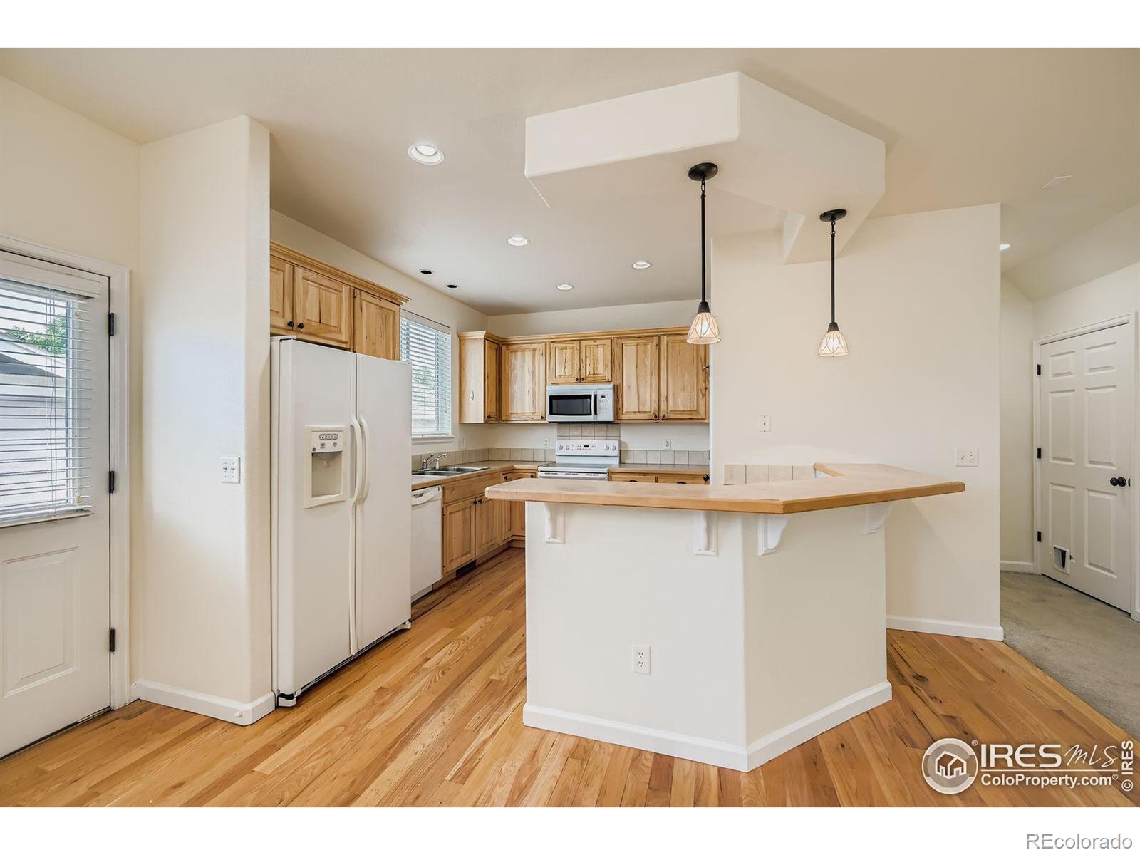 MLS Image #11 for 300  river view court,longmont, Colorado