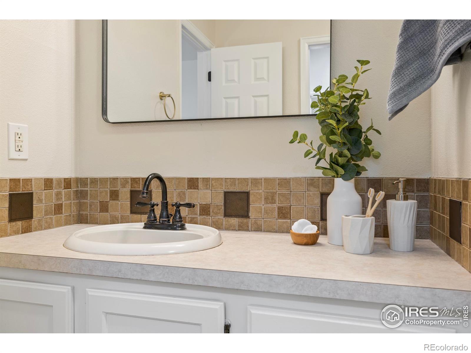 MLS Image #20 for 4545  wheaton drive,fort collins, Colorado