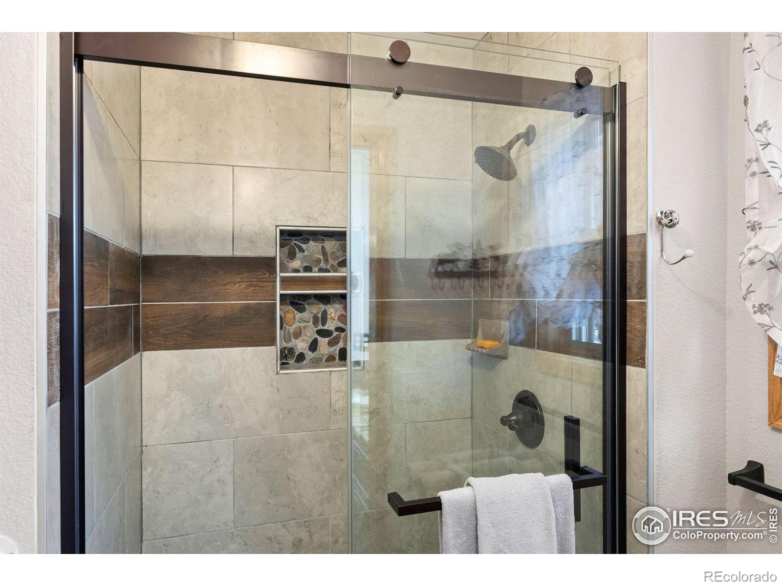 MLS Image #3 for 704  birdie lane,estes park, Colorado