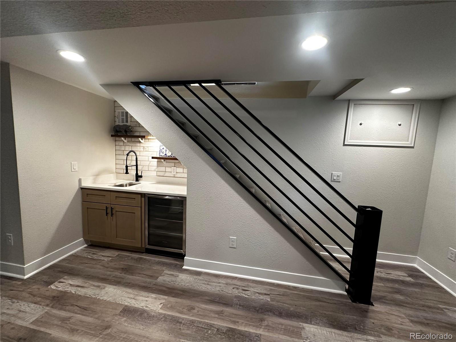 MLS Image #12 for 3071 s krameria street,denver, Colorado