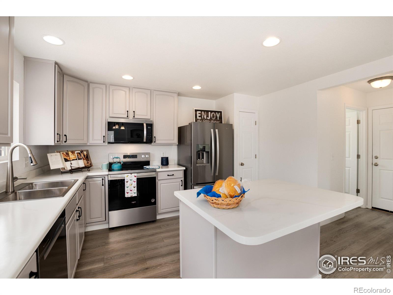 MLS Image #18 for 12993  kearney way,thornton, Colorado