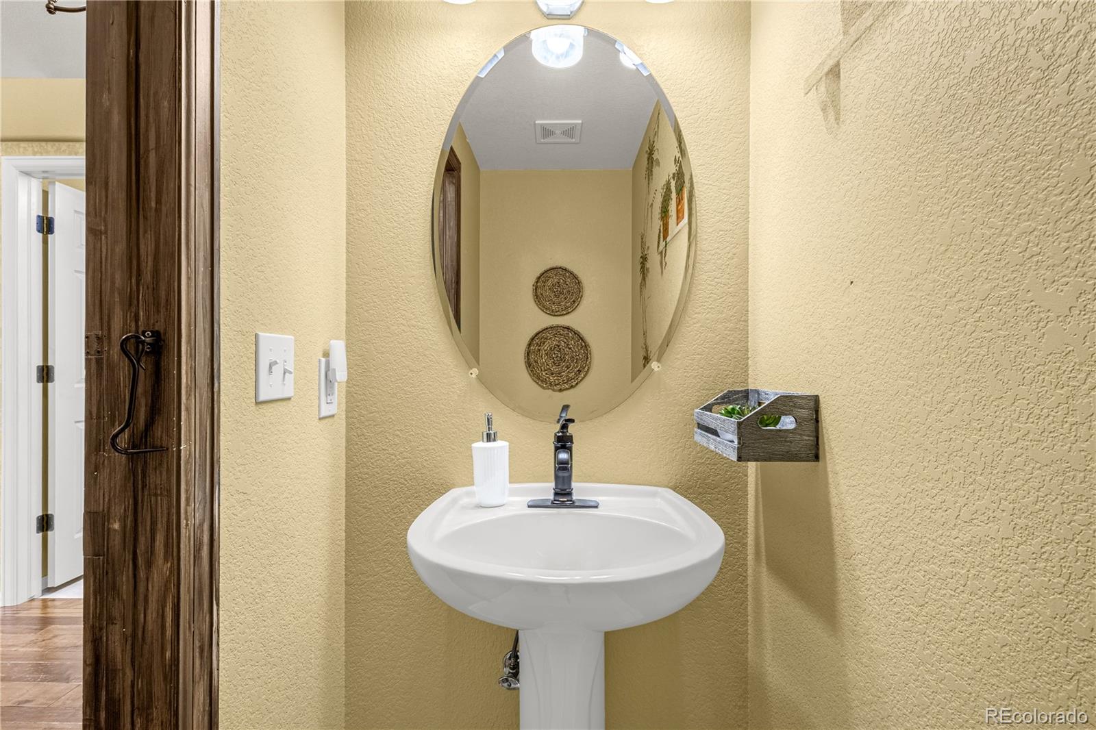 MLS Image #15 for 9015  oakmont road,peyton, Colorado