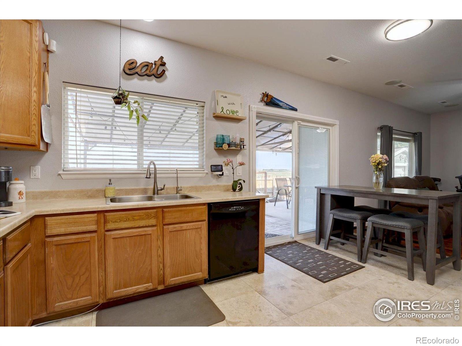 MLS Image #5 for 245  stonehaven st cir,dacono, Colorado