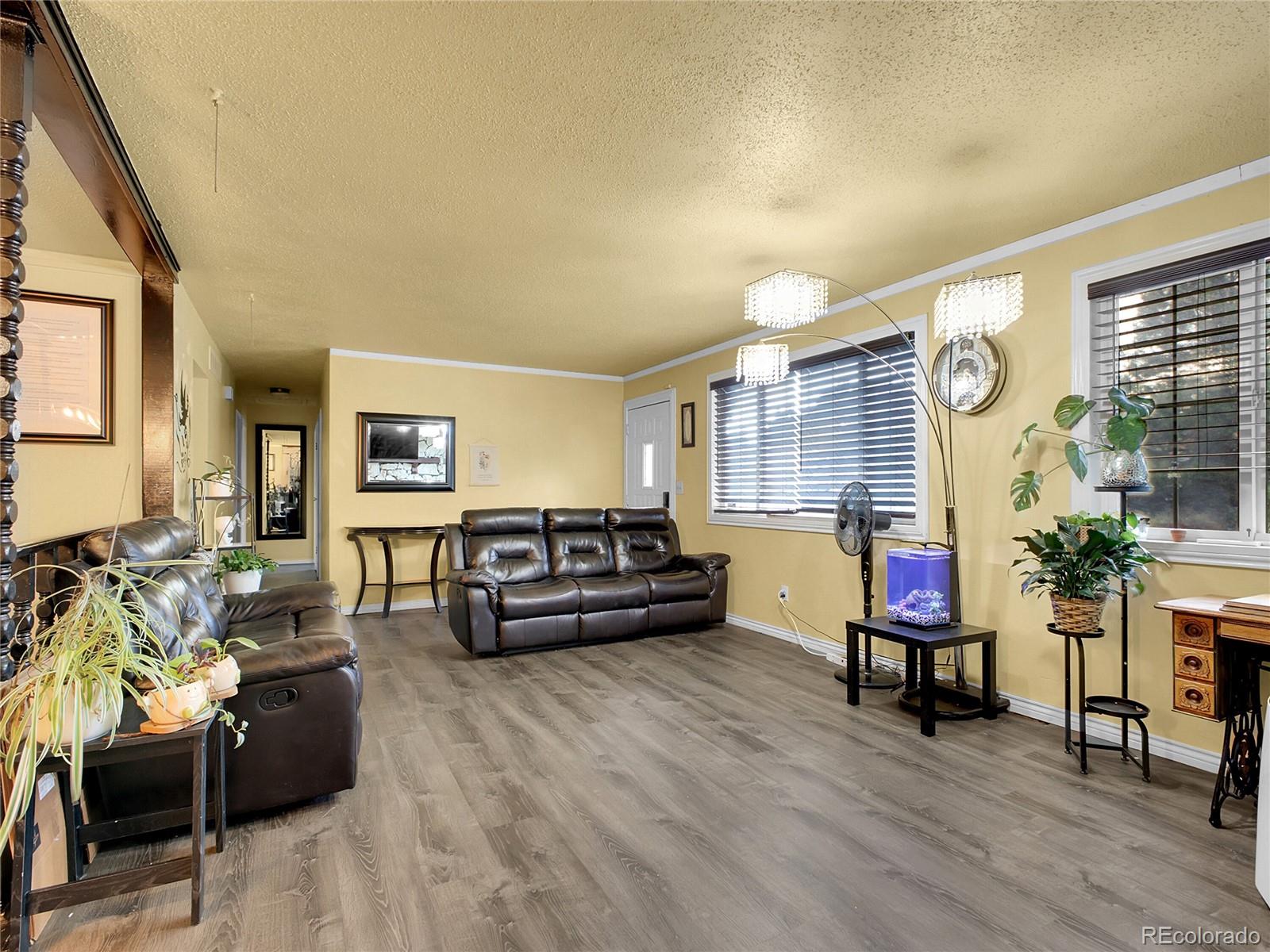 MLS Image #3 for 1520 e 98th avenue,thornton, Colorado