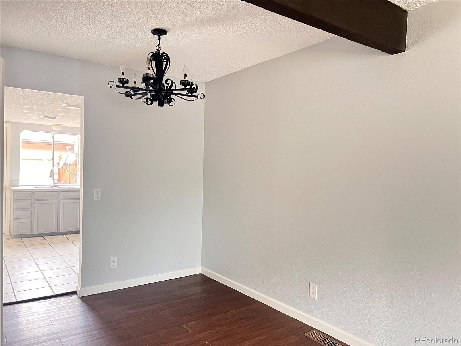 MLS Image #2 for 3561 s kittredge street,aurora, Colorado