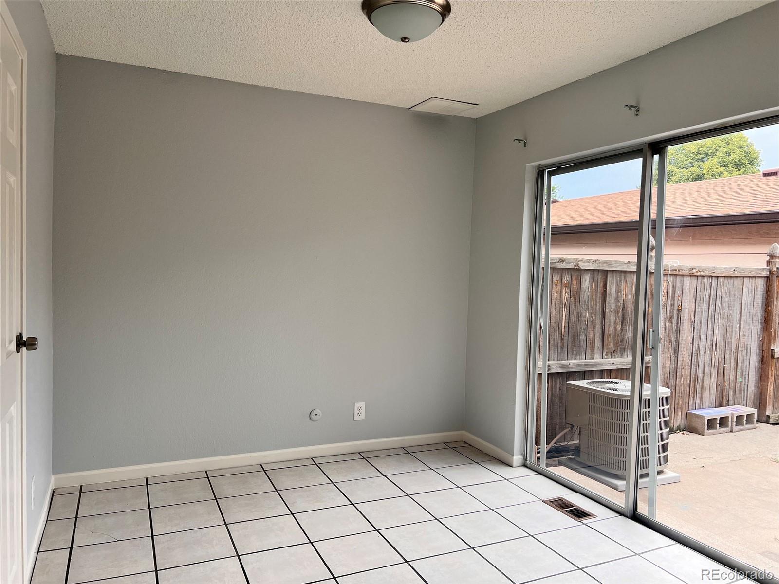 MLS Image #4 for 3561 s kittredge street,aurora, Colorado