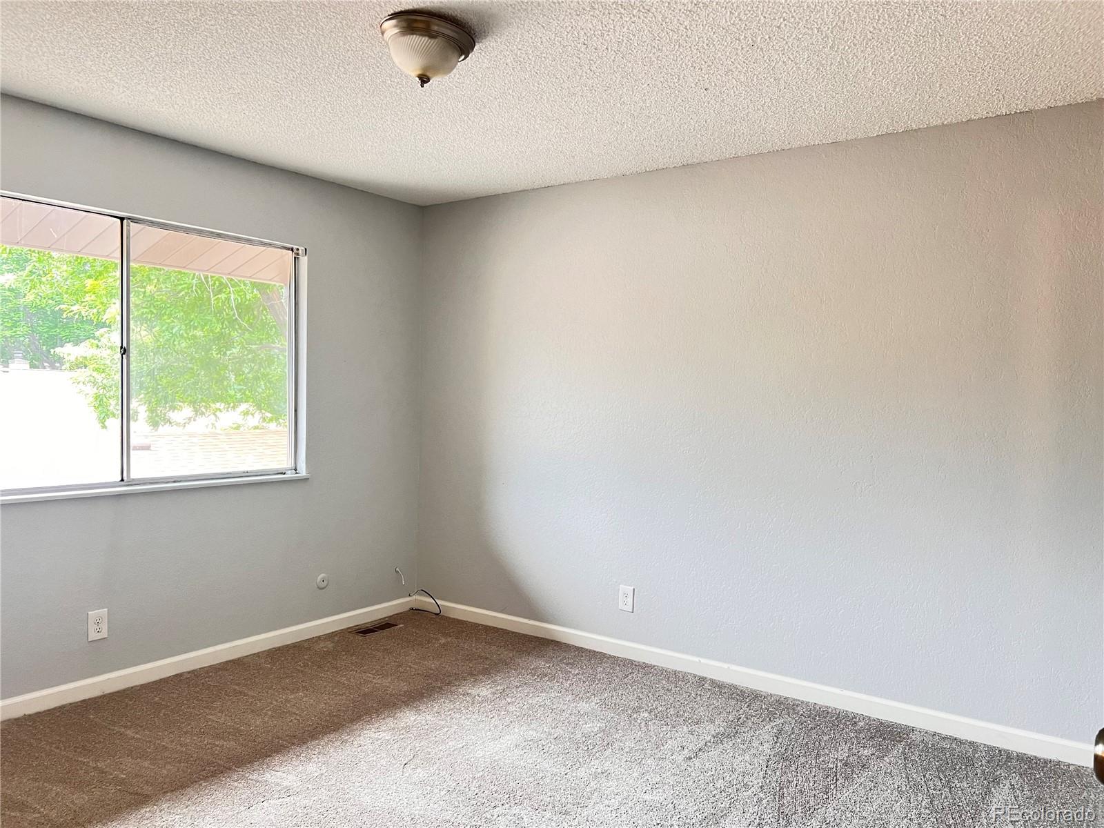 MLS Image #7 for 3561 s kittredge street,aurora, Colorado