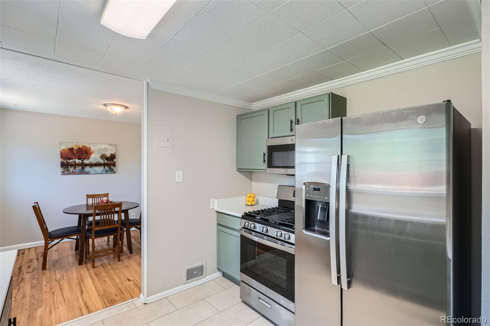 MLS Image #11 for 3750 s galapago street,englewood, Colorado