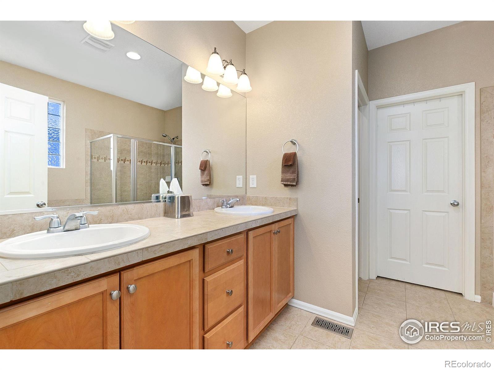 MLS Image #13 for 3392  wagon trail road,fort collins, Colorado