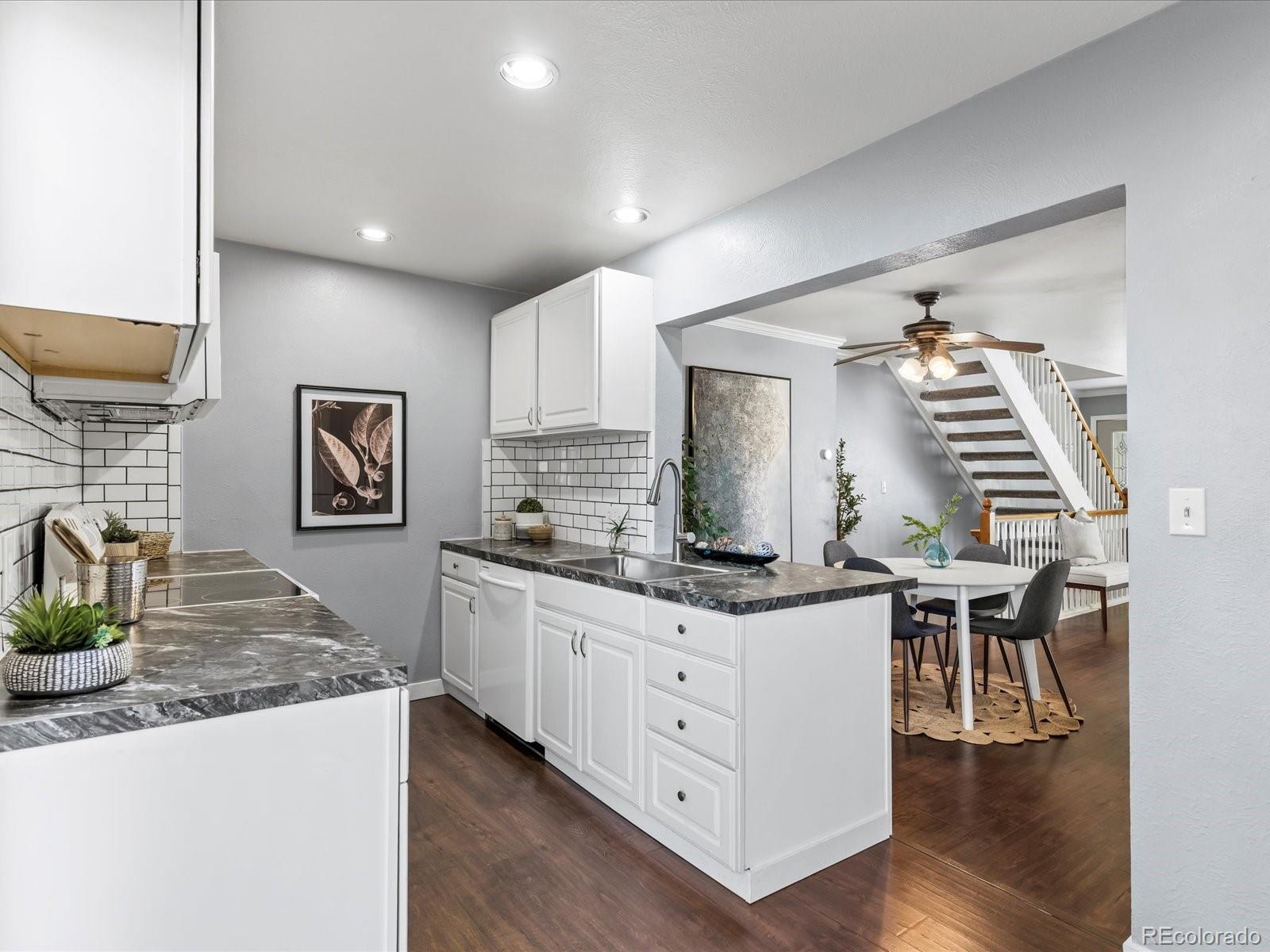 MLS Image #11 for 4365 w ponds circle,littleton, Colorado