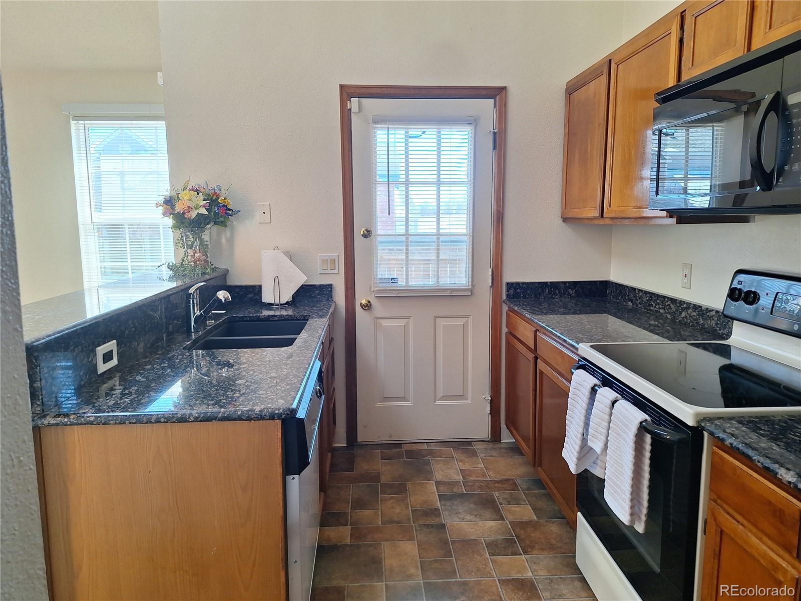 MLS Image #8 for 8336 w 87th drive,arvada, Colorado