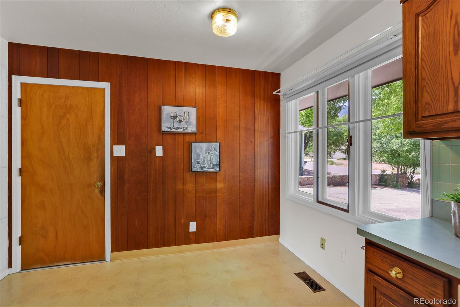 MLS Image #12 for 223  crystal hills boulevard,manitou springs, Colorado