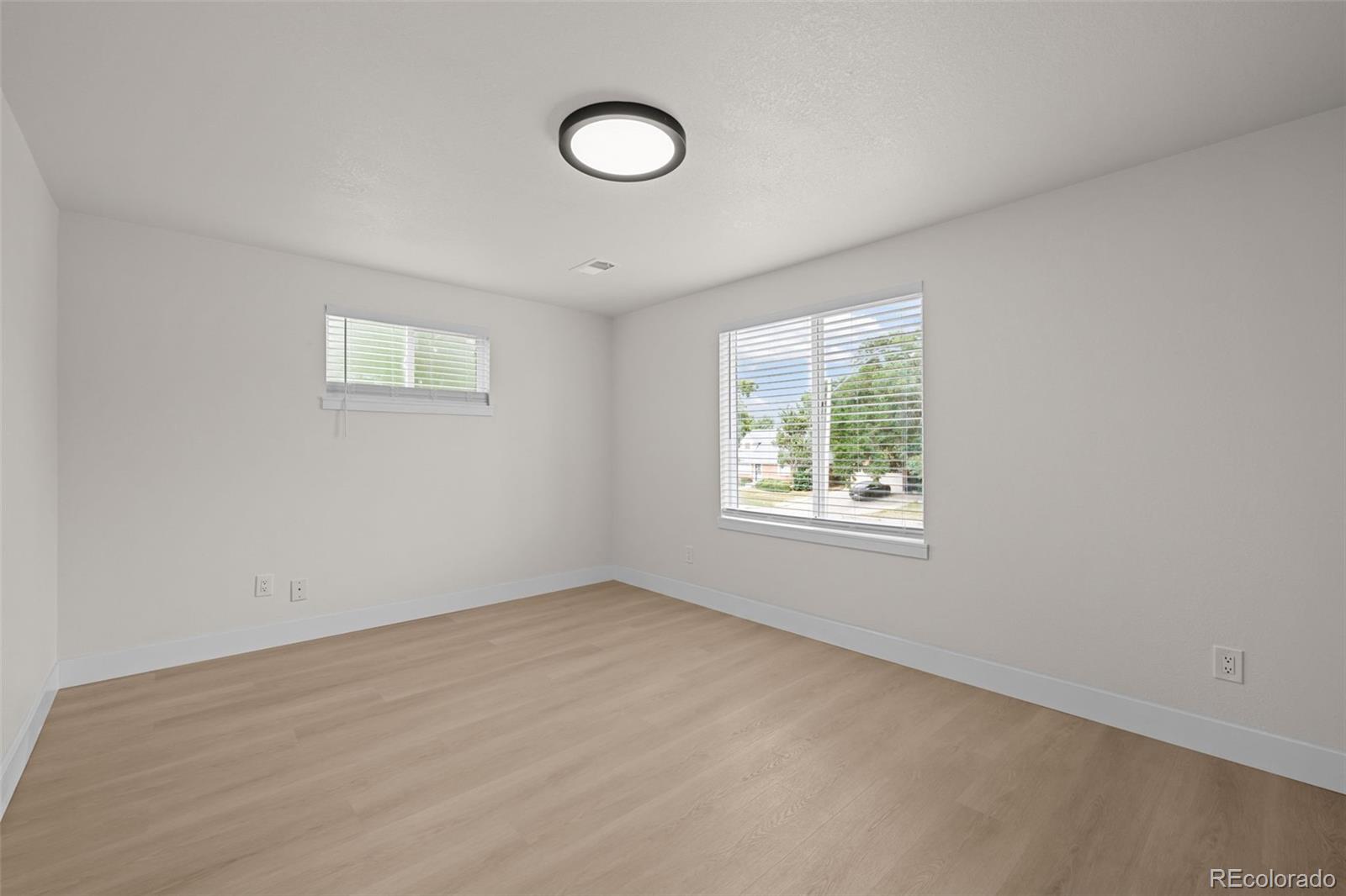 MLS Image #19 for 1779 s monaco parkway,denver, Colorado
