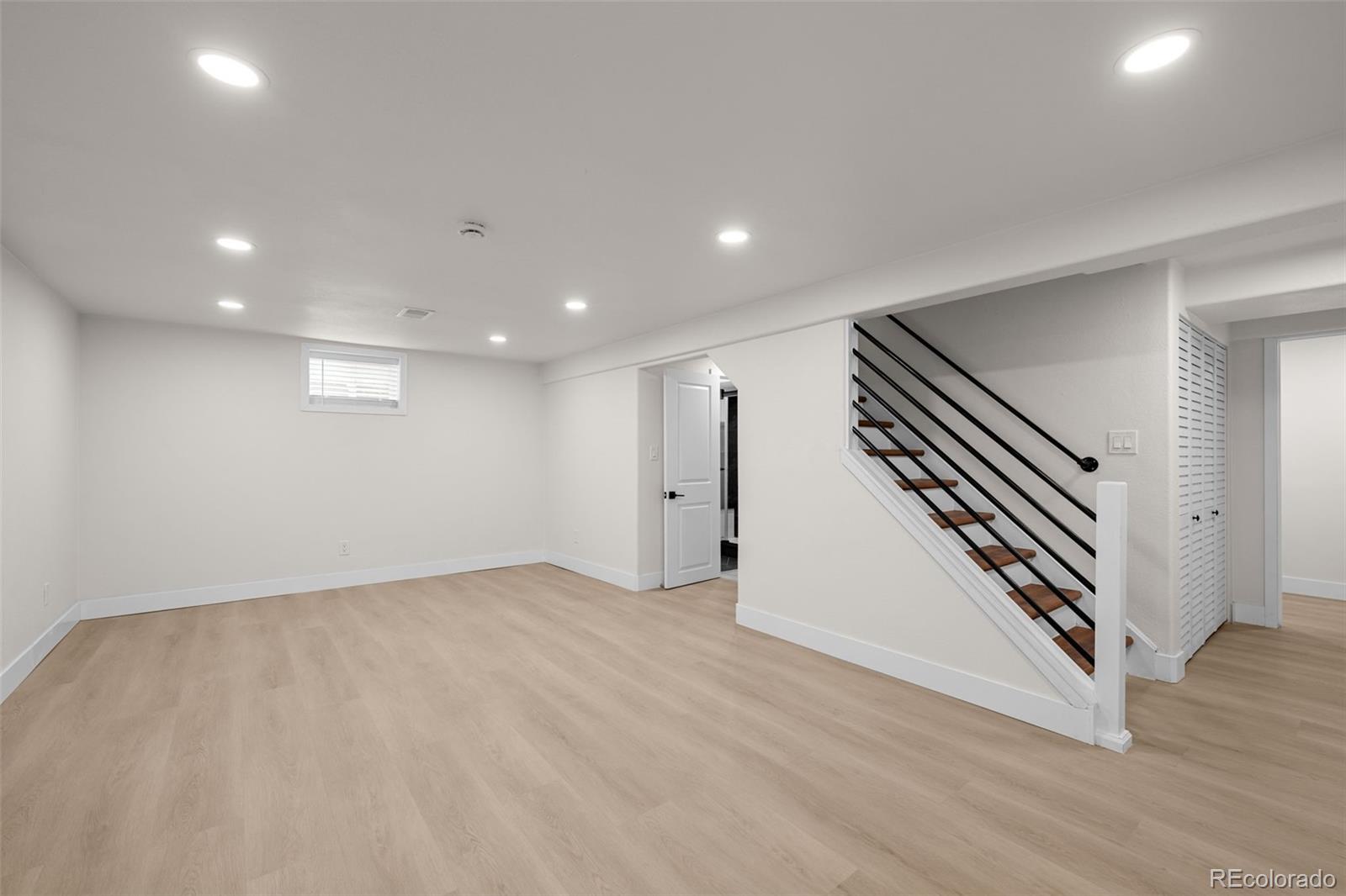 MLS Image #25 for 1779 s monaco parkway,denver, Colorado