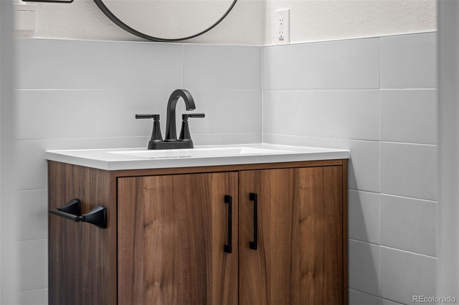 MLS Image #43 for 1779 s monaco parkway,denver, Colorado