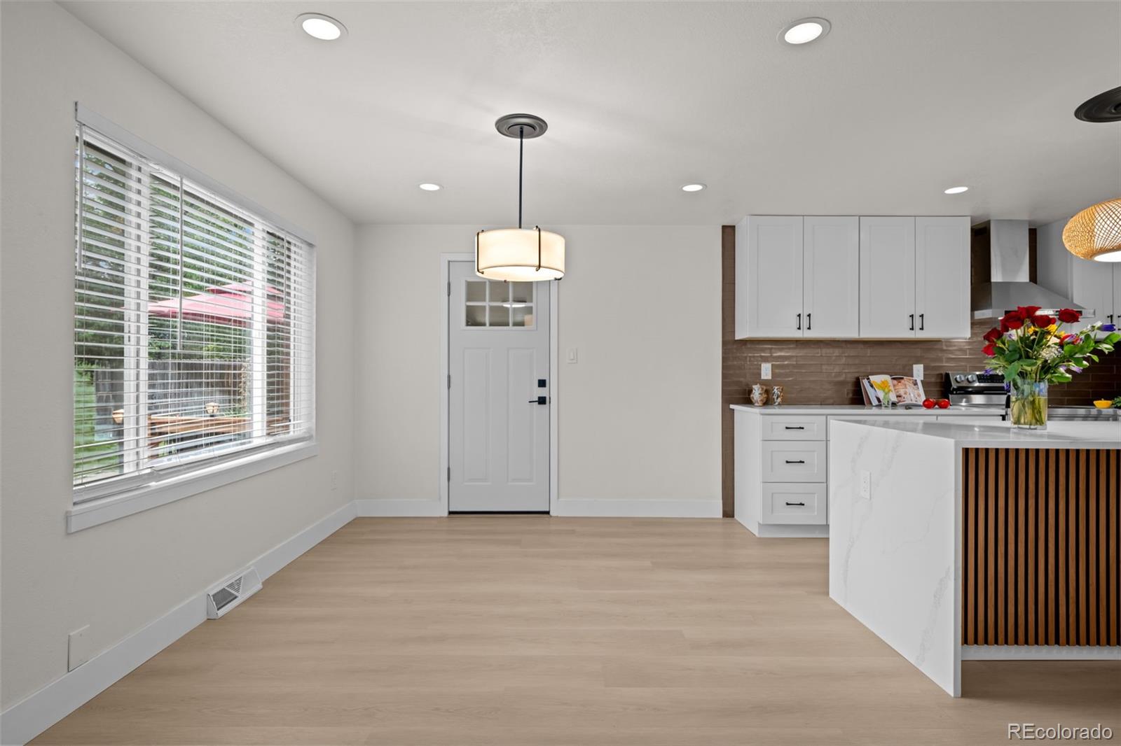 MLS Image #9 for 1779 s monaco parkway,denver, Colorado