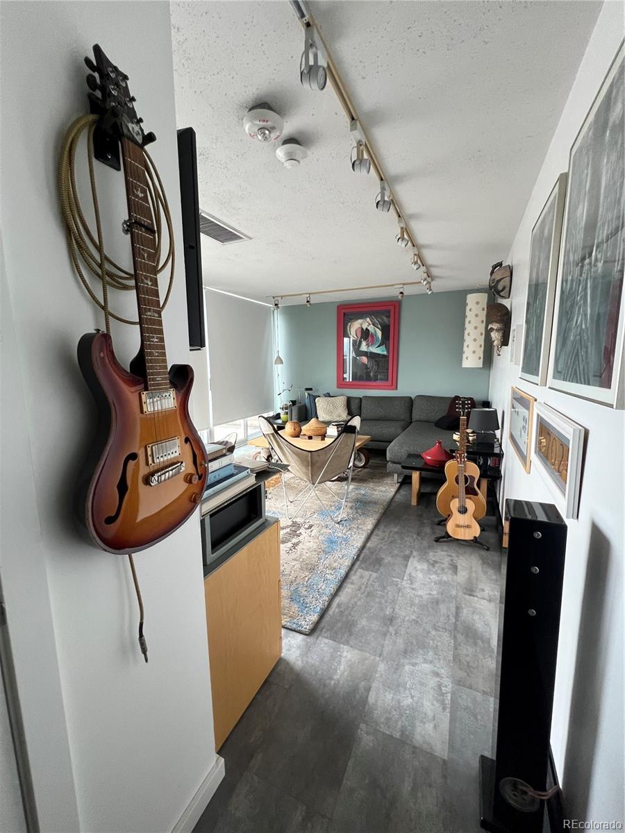 MLS Image #2 for 790 n washington street,denver, Colorado