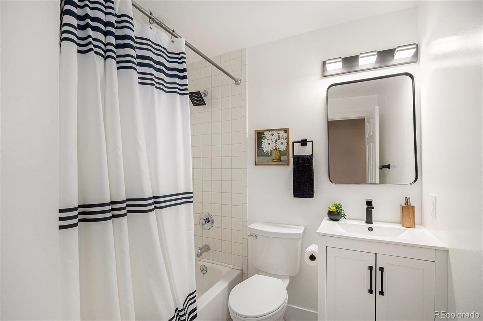 MLS Image #14 for 4226 s delaware street,englewood, Colorado