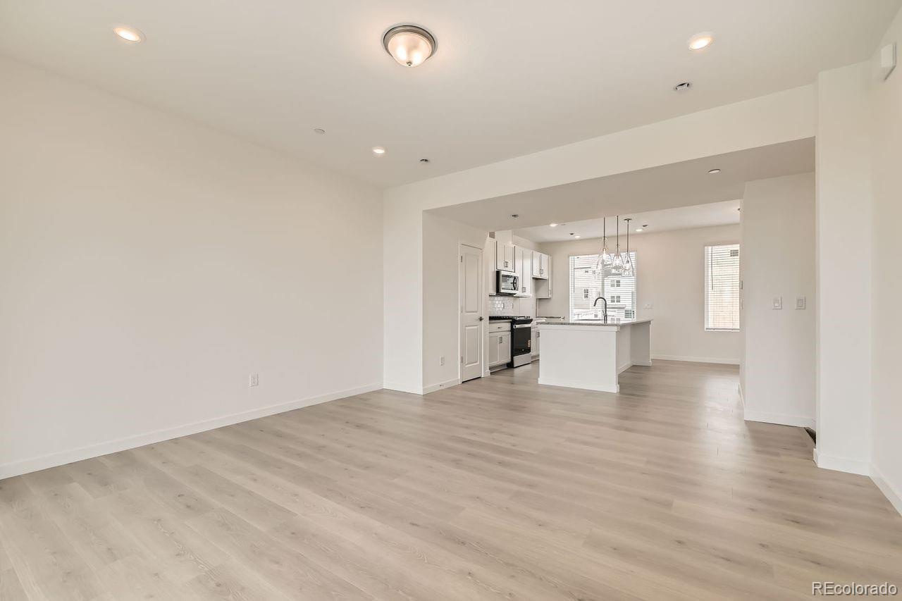 MLS Image #11 for 16621  promenade street,broomfield, Colorado