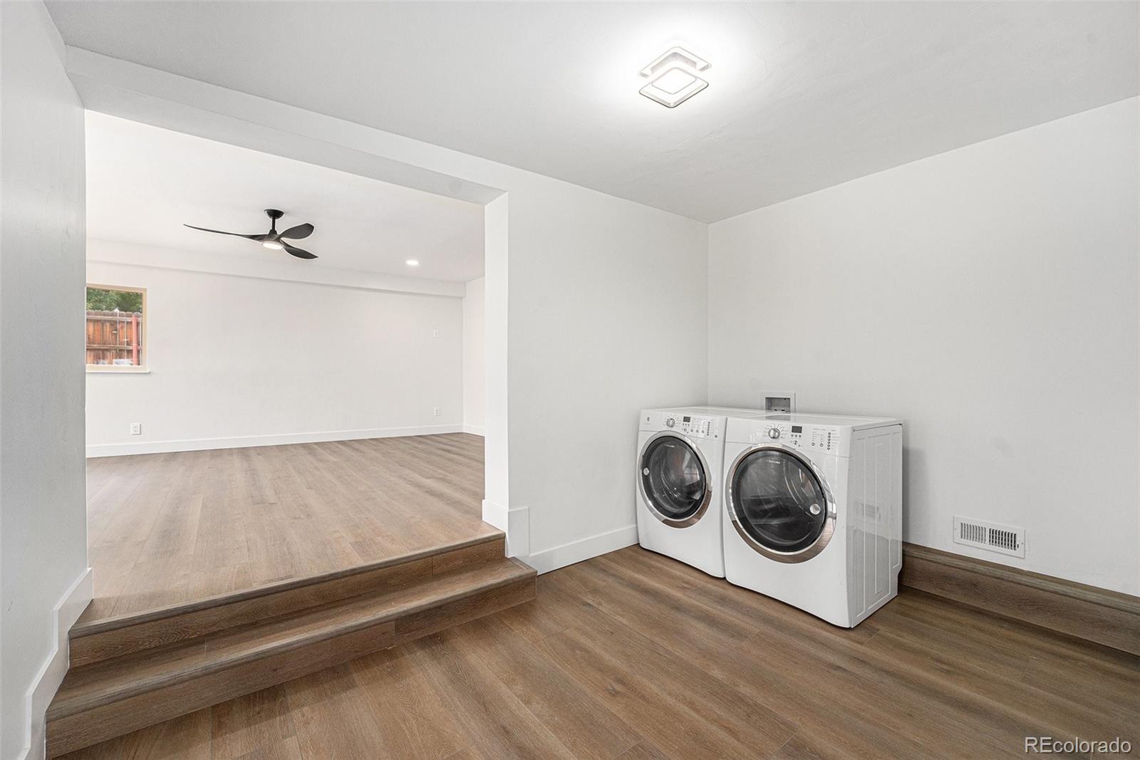 MLS Image #10 for 584  sundown lane,denver, Colorado