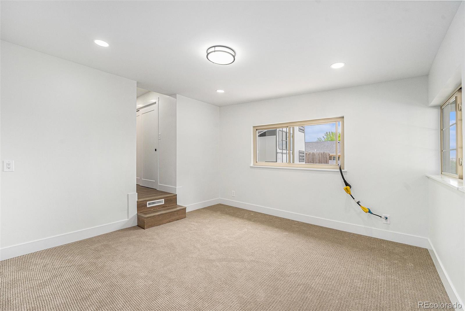MLS Image #15 for 584  sundown lane,denver, Colorado