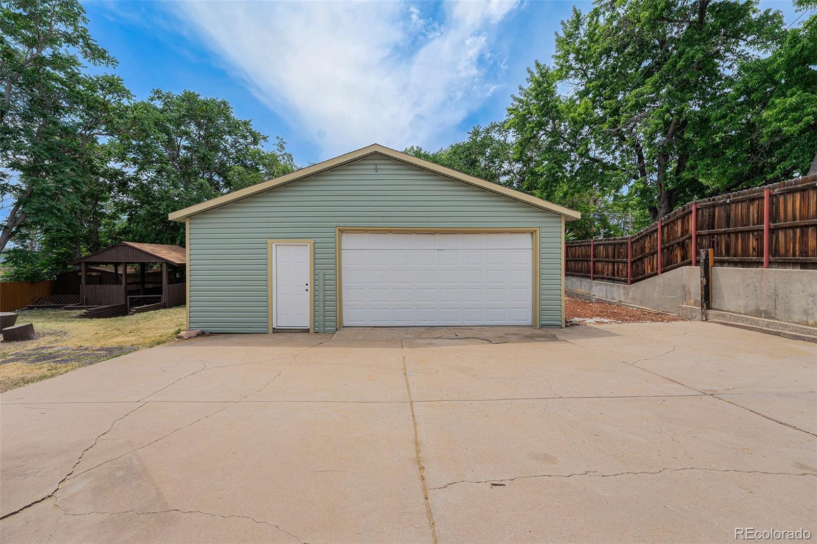 MLS Image #25 for 584  sundown lane,denver, Colorado