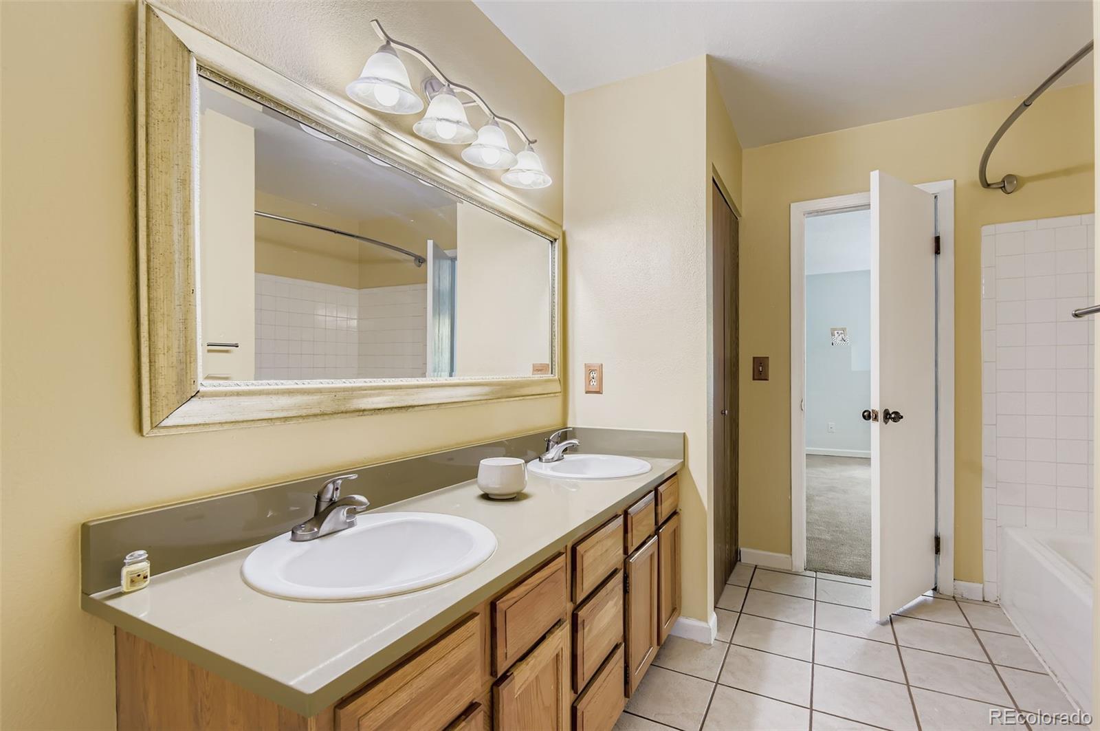 MLS Image #9 for 7474 e arkansas avenue 2503,denver, Colorado