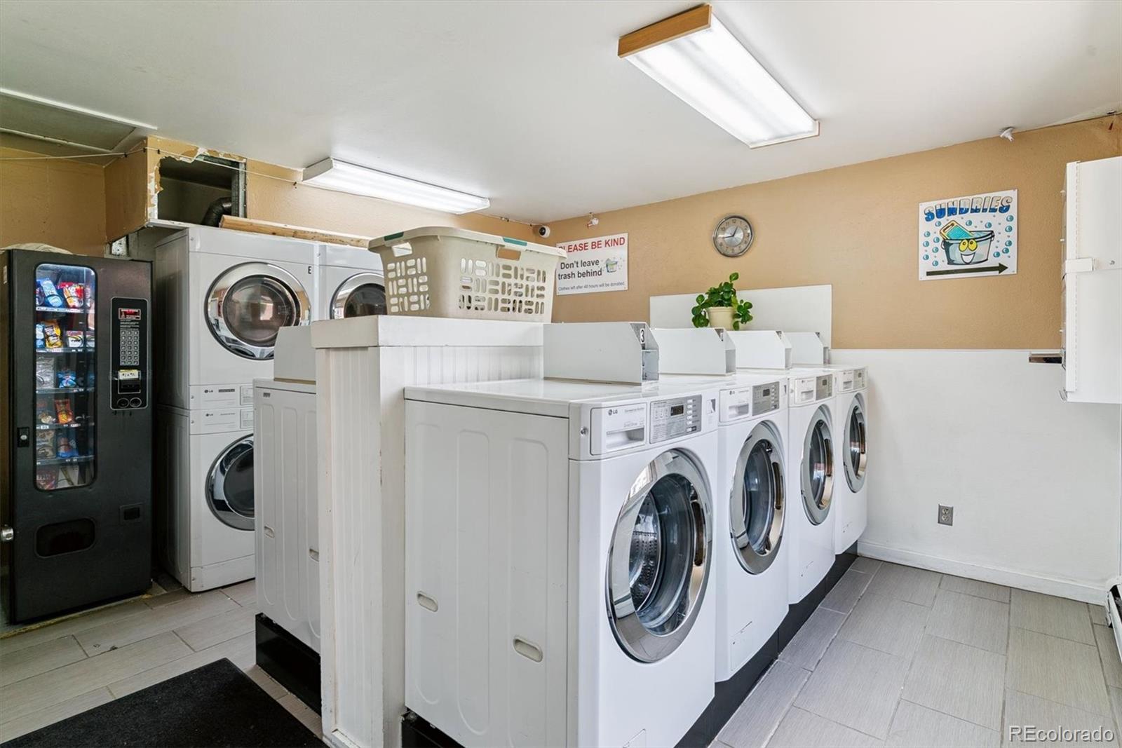 MLS Image #16 for 5995 w hampden avenue,denver, Colorado