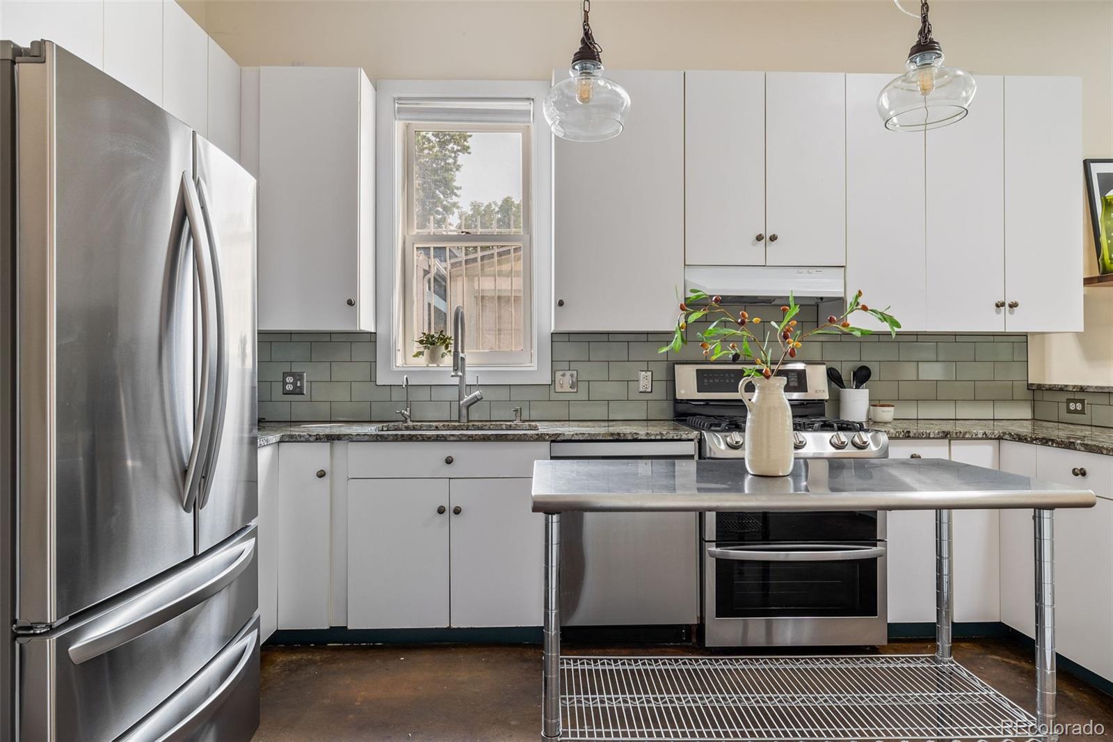 MLS Image #14 for 226  cherokee street,denver, Colorado