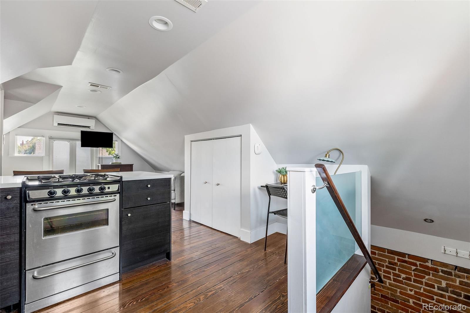 MLS Image #31 for 226  cherokee street,denver, Colorado