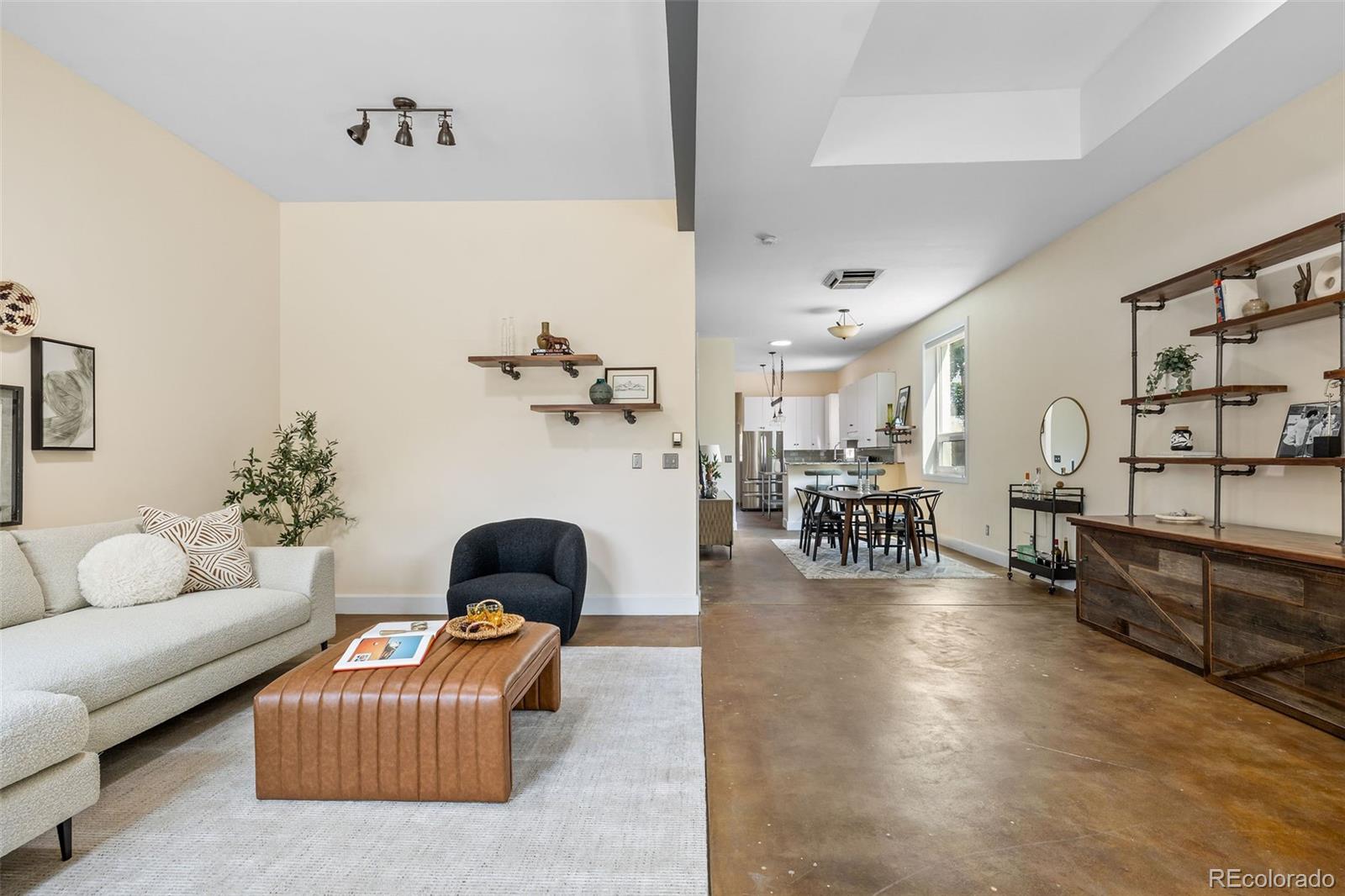 MLS Image #8 for 226  cherokee street,denver, Colorado
